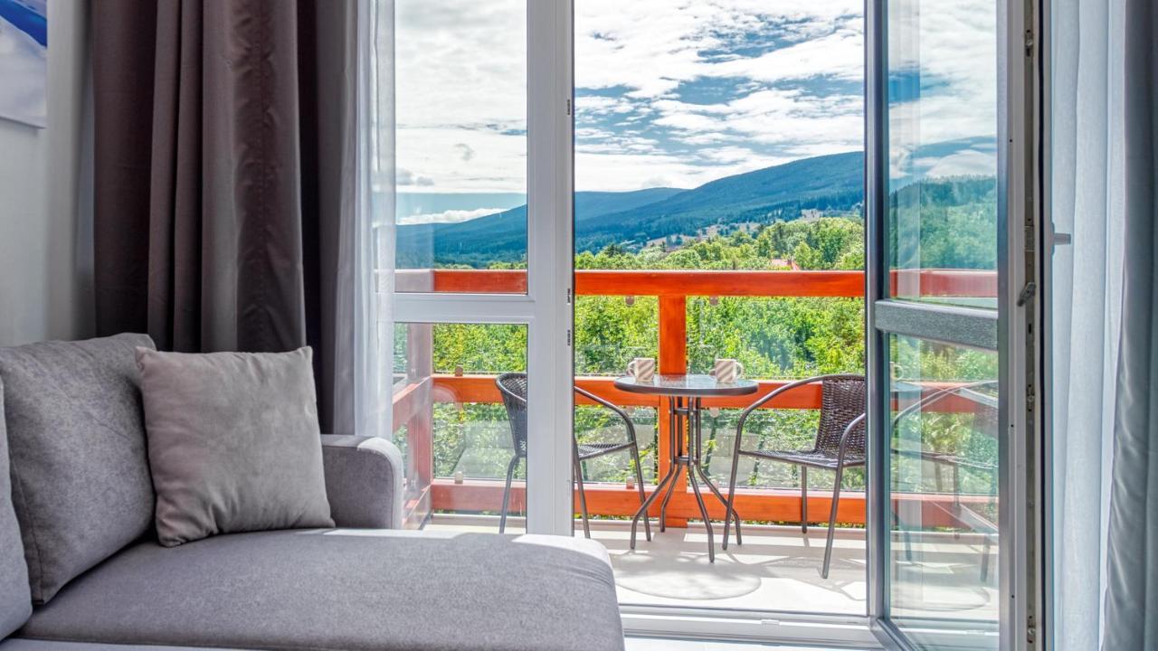 Apartamenty Holiday Mountain Residence By Royal Aparts Swieradow-Zdroj Luaran gambar