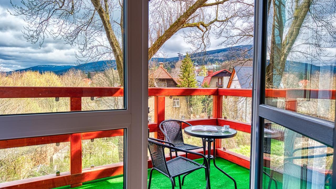 Apartamenty Holiday Mountain Residence By Royal Aparts Swieradow-Zdroj Luaran gambar